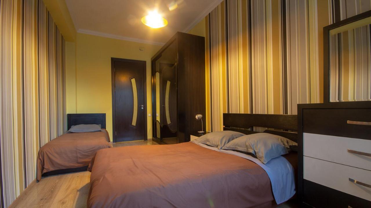 Home Apartments Tbilisi Esterno foto