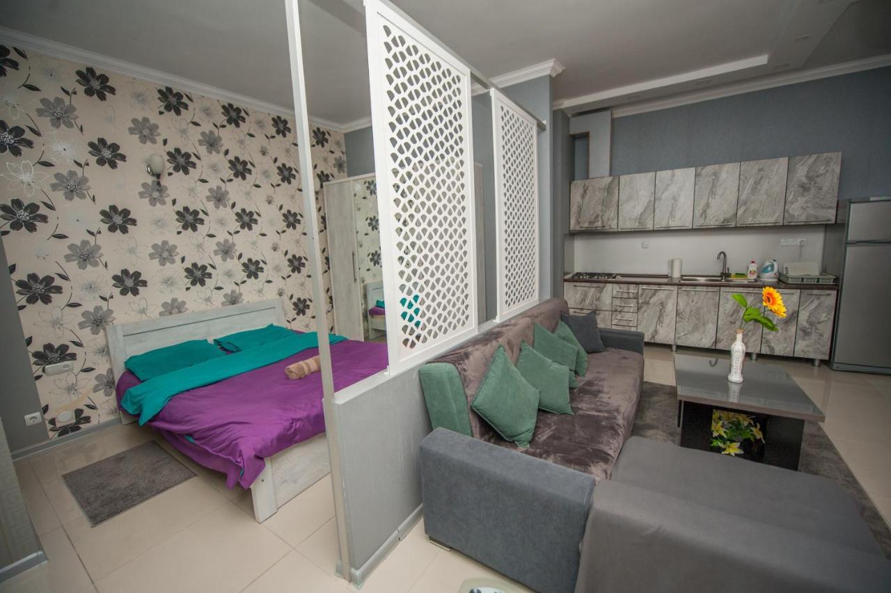 Home Apartments Tbilisi Esterno foto